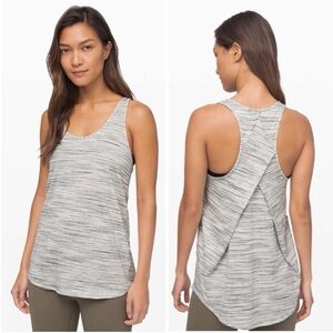Lululemon Essential Tank Pleated Top Size 14 Gray Heather Activewear
